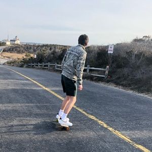 Meet your Posher, Connor